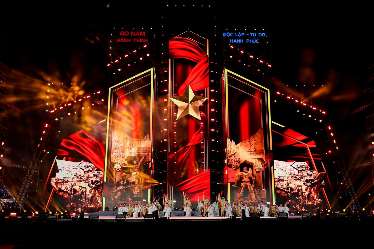 Hà Nội sáng mãi khát vọng Việt Nam 3