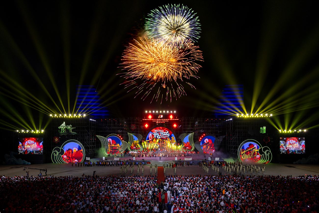 LỄ KỶ NIỆM 70 NĂM NGÀY GIẢI PHÓNG HẢI PHÒNG – THÀNH PHỐ ANH HÙNG; KHAI MẠC LỄ HỘI HOA PHƯỢNG ĐỎ 2025