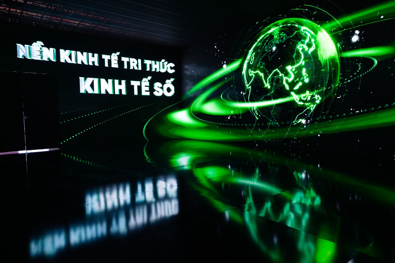 TRIỂN LÃM TRUNG TÂM DỮ LIỆU QUỐC GIA - TRÁI TIM CỦA VIỆT NAM SỐ